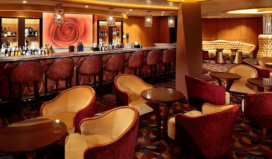 Латиноамериканский бар Boleros на Wonder of the Seas